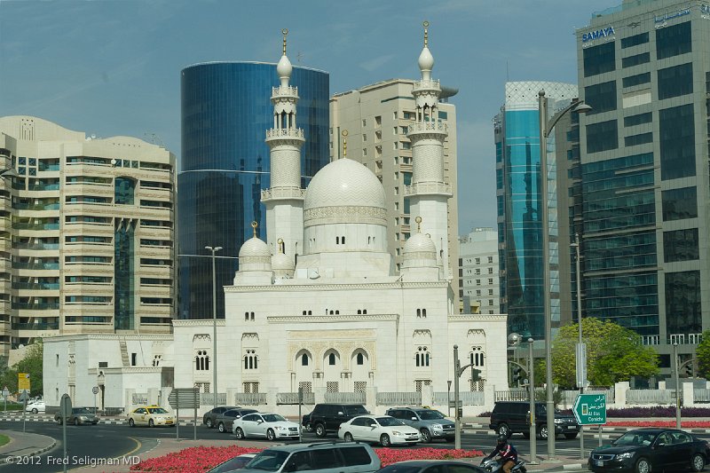 20120405_150752 Nikon D3S (1) 2x3.jpg - Grand Mosque